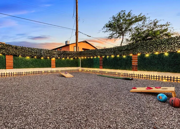 Phoenix Retreat - 2 Bedroom Home With King-Size Bed - 3 Smart Tvs - 10 Min From Airp - Unit A