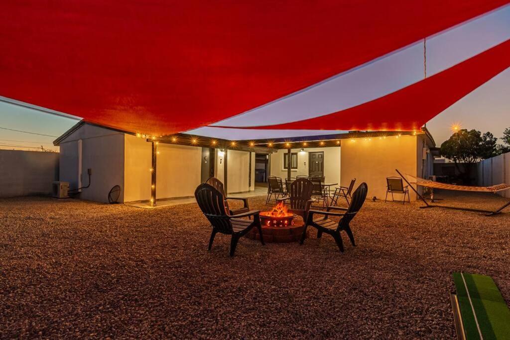 Retreat - 2 Bedroom With King-size Bed - 3 Smart Tvs - 10 Min From Airp - Unit A Сasa de vacaciones *